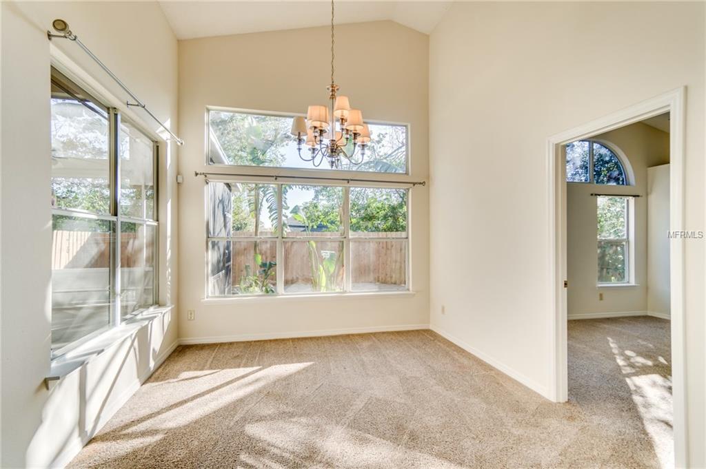 2711 GRANTHAM COURT, ORLANDO, Florida 32835, 3 Bedrooms Bedrooms, 7 Rooms Rooms,2 BathroomsBathrooms,Residential,For sale,GRANTHAM,O5561230