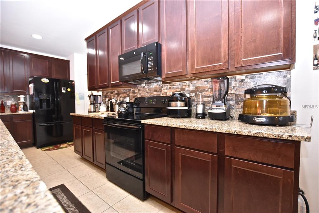 DAVENPORT, Florida 33837, 3 Bedrooms Bedrooms, 7 Rooms Rooms,2 BathroomsBathrooms,Residential,For sale,S4856985