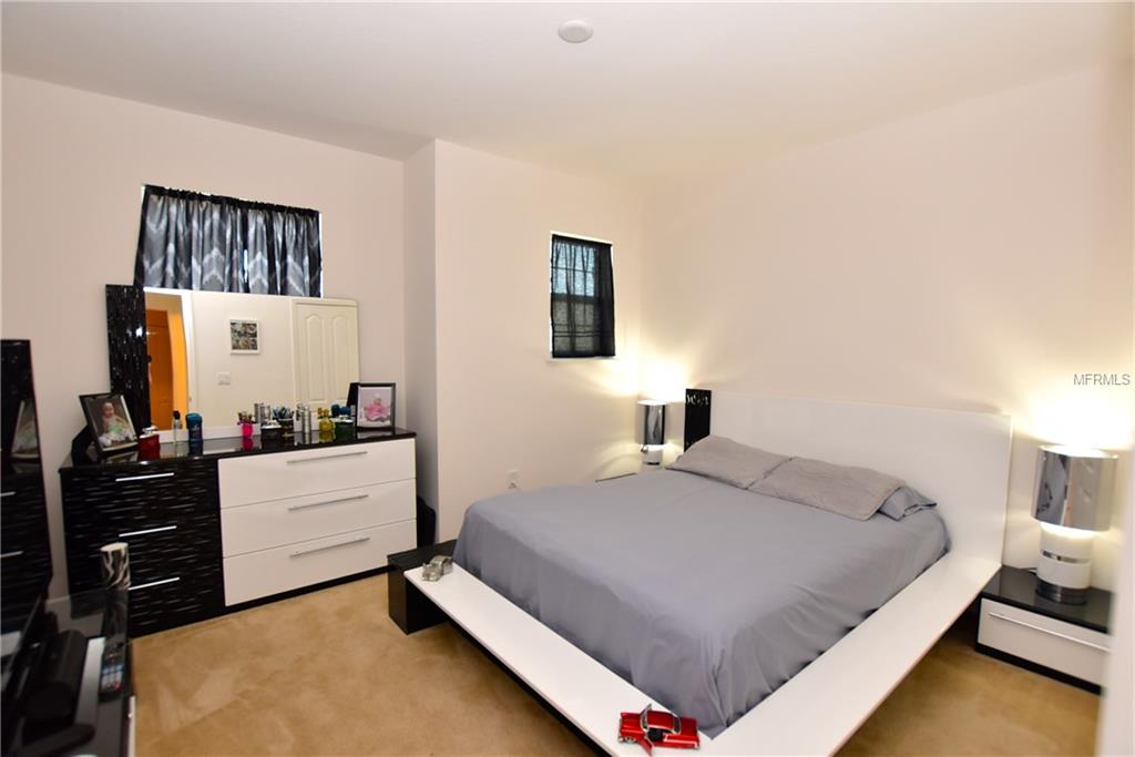 DAVENPORT, Florida 33837, 3 Bedrooms Bedrooms, 7 Rooms Rooms,2 BathroomsBathrooms,Residential,For sale,S4856985