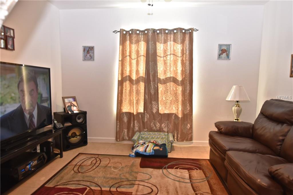 DAVENPORT, Florida 33837, 3 Bedrooms Bedrooms, 7 Rooms Rooms,2 BathroomsBathrooms,Residential,For sale,S4856985