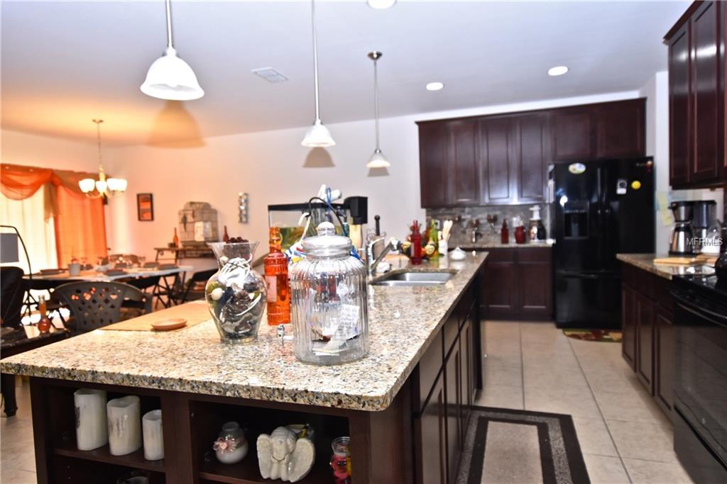 DAVENPORT, Florida 33837, 3 Bedrooms Bedrooms, 7 Rooms Rooms,2 BathroomsBathrooms,Residential,For sale,S4856985