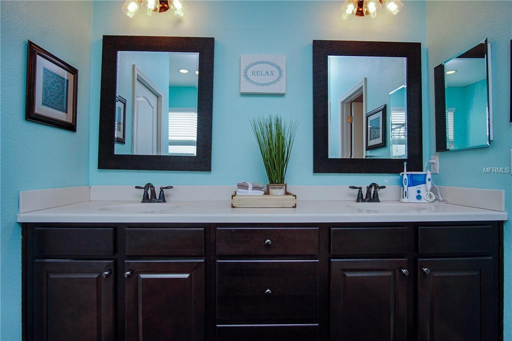 11855 NEWBERRY GROVE LOOP, RIVERVIEW, Florida 33579, 4 Bedrooms Bedrooms, 10 Rooms Rooms,3 BathroomsBathrooms,Residential,For sale,NEWBERRY GROVE,T2928481