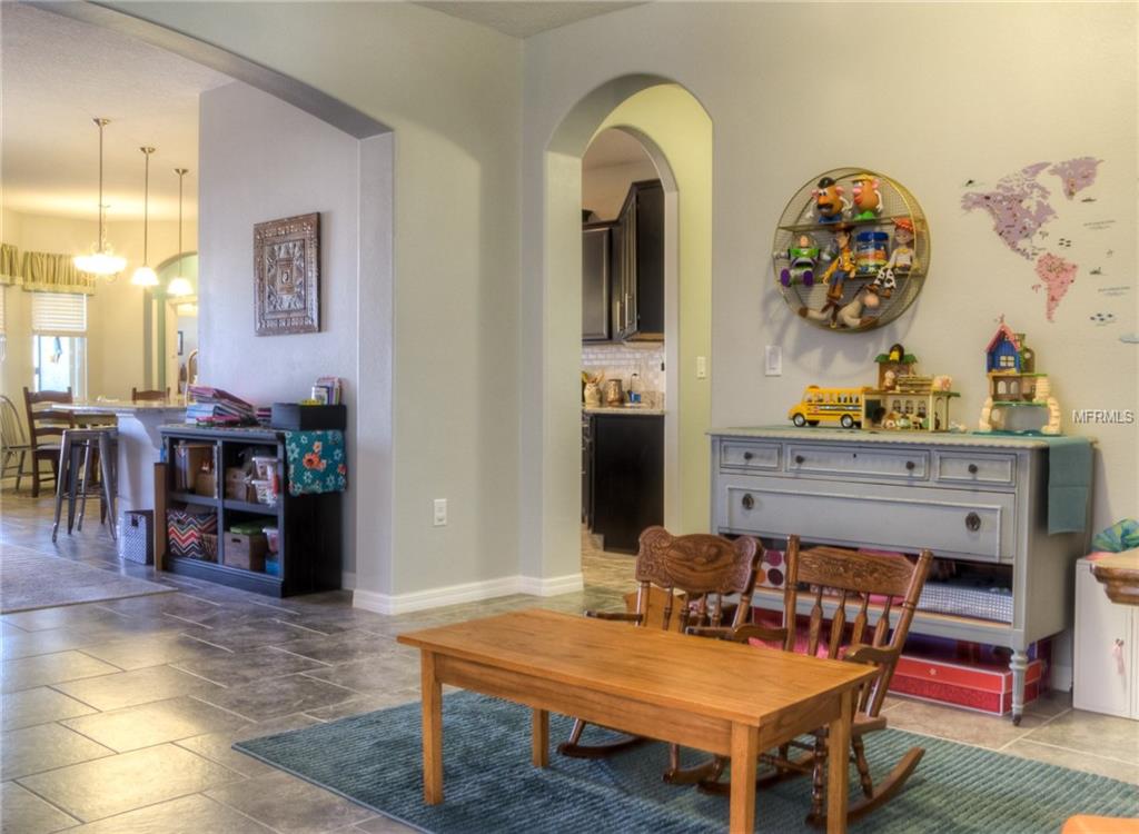 335 ORCHARD HILL STREET, DELAND, Florida 32724, 4 Bedrooms Bedrooms, 8 Rooms Rooms,3 BathroomsBathrooms,Residential,For sale,ORCHARD HILL,V4722949