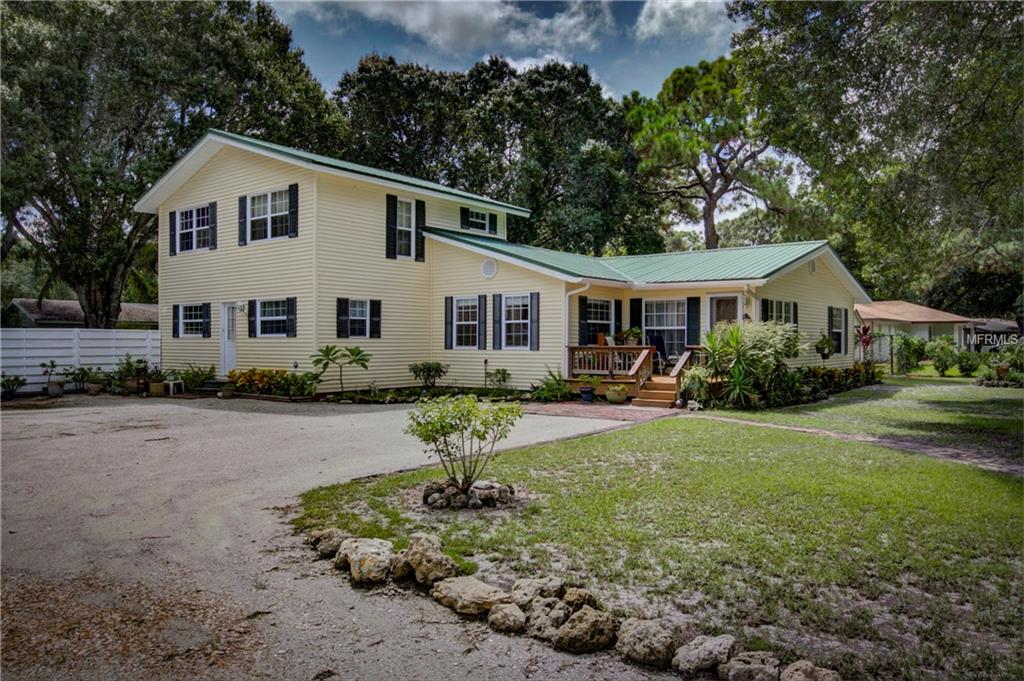 2127 S JEFFERSON AVENUE, SARASOTA, Florida 34239, 5 Bedrooms Bedrooms, 15 Rooms Rooms,2 BathroomsBathrooms,Residential,For sale,JEFFERSON,A4194755