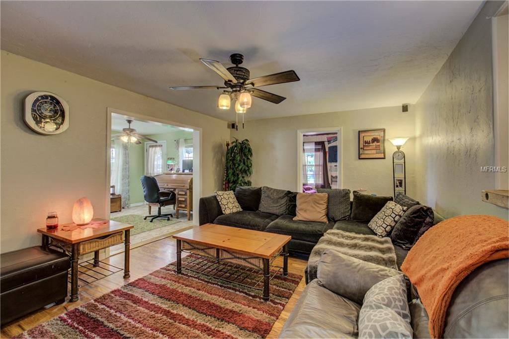 2127 S JEFFERSON AVENUE, SARASOTA, Florida 34239, 5 Bedrooms Bedrooms, 15 Rooms Rooms,2 BathroomsBathrooms,Residential,For sale,JEFFERSON,A4194755