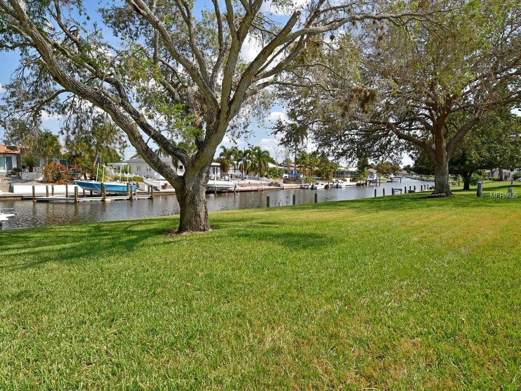 4601 MOUNT VERNON DRIVE, BRADENTON, Florida 34210, 2 Bedrooms Bedrooms, 5 Rooms Rooms,2 BathroomsBathrooms,Residential,For sale,MOUNT VERNON,A4197306