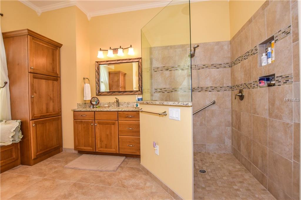 461 SHERBROOKE COURT, VENICE, Florida 34293, 3 Bedrooms Bedrooms, 8 Rooms Rooms,3 BathroomsBathrooms,Residential,For sale,SHERBROOKE,N5914997