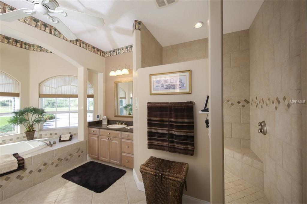 15180 LEIPZIG CIRCLE, PORT CHARLOTTE, Florida 33981, 4 Bedrooms Bedrooms, 11 Rooms Rooms,3 BathroomsBathrooms,Residential,For sale,LEIPZIG,D5921631