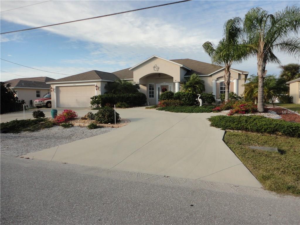 17148 SEASHORE AVENUE, PORT CHARLOTTE, Florida 33948, 4 Bedrooms Bedrooms, 9 Rooms Rooms,2 BathroomsBathrooms,Residential,For sale,SEASHORE,C7246911