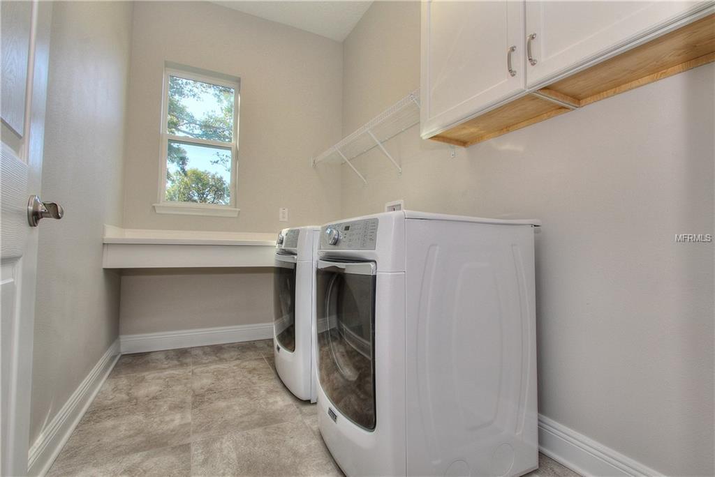 9511 ANTILLES DRIVE, SEMINOLE, Florida 33776, 4 Bedrooms Bedrooms, 9 Rooms Rooms,3 BathroomsBathrooms,Residential,For sale,ANTILLES,U7843485