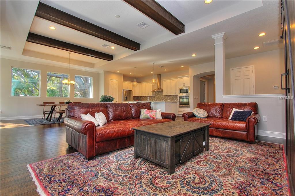 9511 ANTILLES DRIVE, SEMINOLE, Florida 33776, 4 Bedrooms Bedrooms, 9 Rooms Rooms,3 BathroomsBathrooms,Residential,For sale,ANTILLES,U7843485