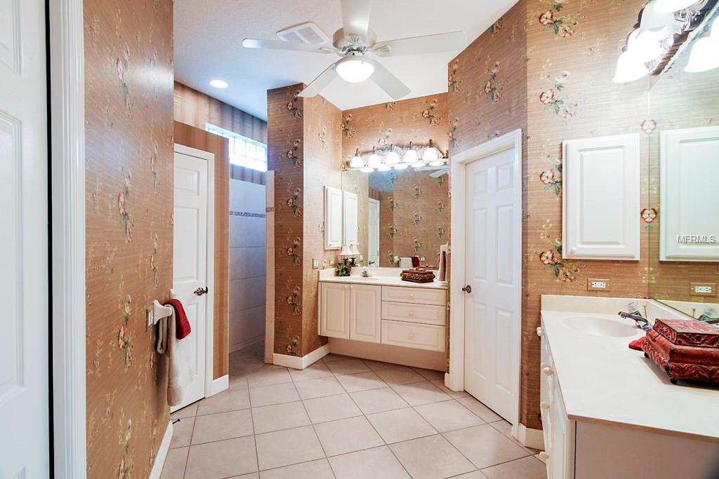 5138 97TH STREET E, BRADENTON, Florida 34211, 3 Bedrooms Bedrooms, 9 Rooms Rooms,2 BathroomsBathrooms,Residential,For sale,97TH,A4207912