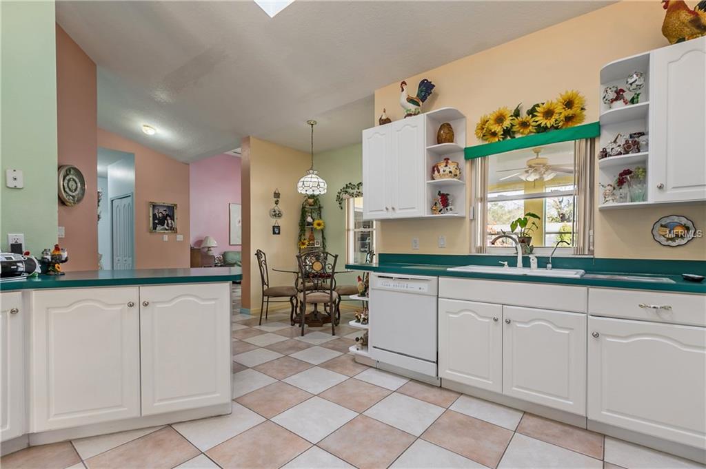 3555 S CHICKASAW TRAIL, ORLANDO, Florida 32829, 4 Bedrooms Bedrooms, 9 Rooms Rooms,2 BathroomsBathrooms,Residential,For sale,CHICKASAW,O5559659