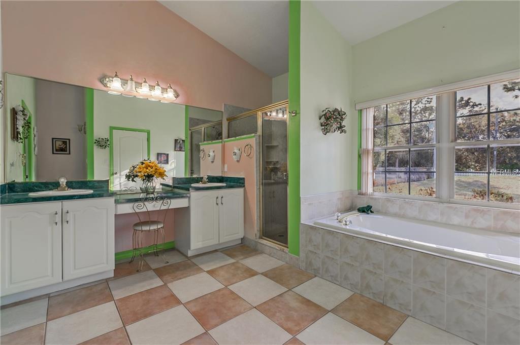 3555 S CHICKASAW TRAIL, ORLANDO, Florida 32829, 4 Bedrooms Bedrooms, 9 Rooms Rooms,2 BathroomsBathrooms,Residential,For sale,CHICKASAW,O5559659