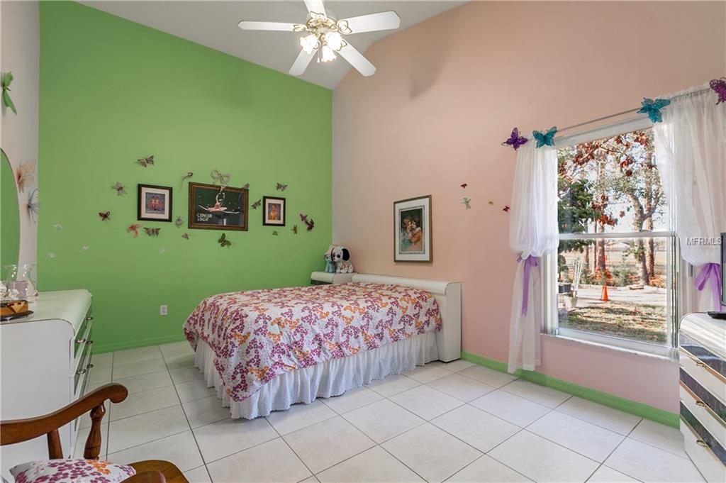 3555 S CHICKASAW TRAIL, ORLANDO, Florida 32829, 4 Bedrooms Bedrooms, 9 Rooms Rooms,2 BathroomsBathrooms,Residential,For sale,CHICKASAW,O5559659