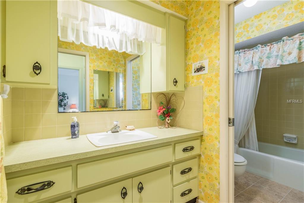 442 MEXICALI AVENUE, VENICE, Florida 34293, 2 Bedrooms Bedrooms, 8 Rooms Rooms,2 BathroomsBathrooms,Residential,For sale,MEXICALI,N5916253