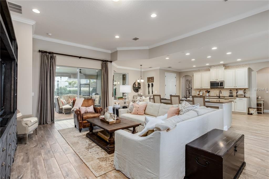 16045 HICKORY MARSH LANE, WINTER GARDEN, Florida 34787, 4 Bedrooms Bedrooms, 9 Rooms Rooms,3 BathroomsBathrooms,Residential,For sale,HICKORY MARSH,O5560612