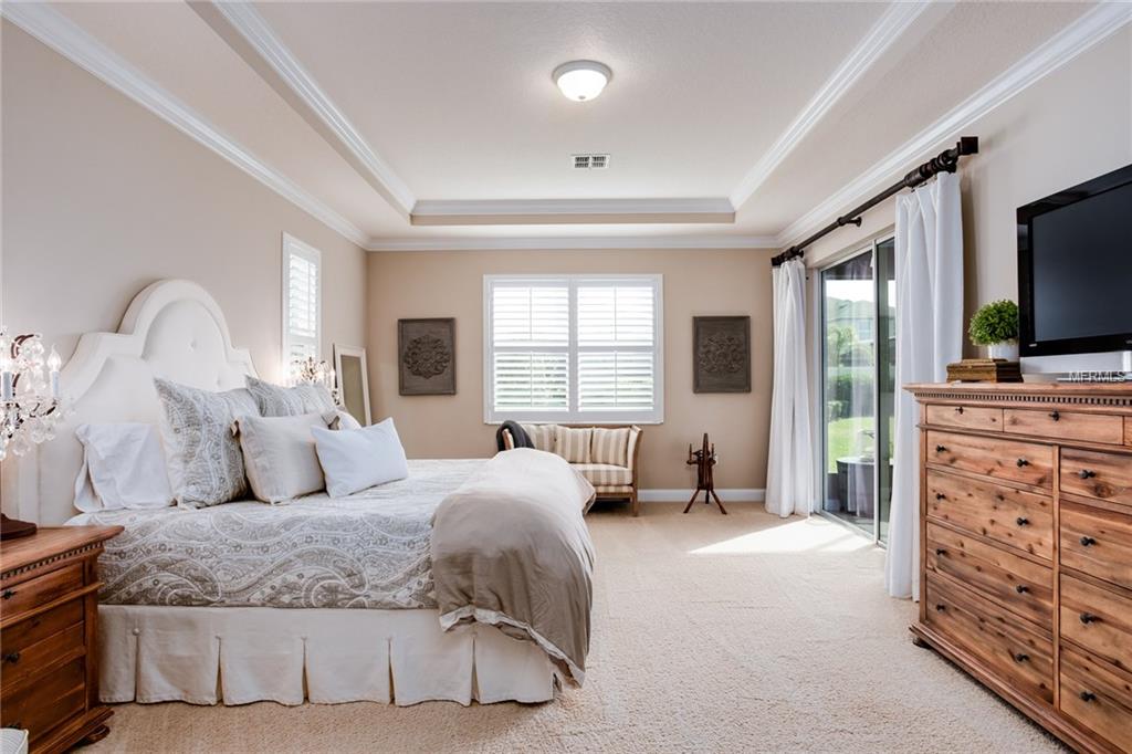 16045 HICKORY MARSH LANE, WINTER GARDEN, Florida 34787, 4 Bedrooms Bedrooms, 9 Rooms Rooms,3 BathroomsBathrooms,Residential,For sale,HICKORY MARSH,O5560612