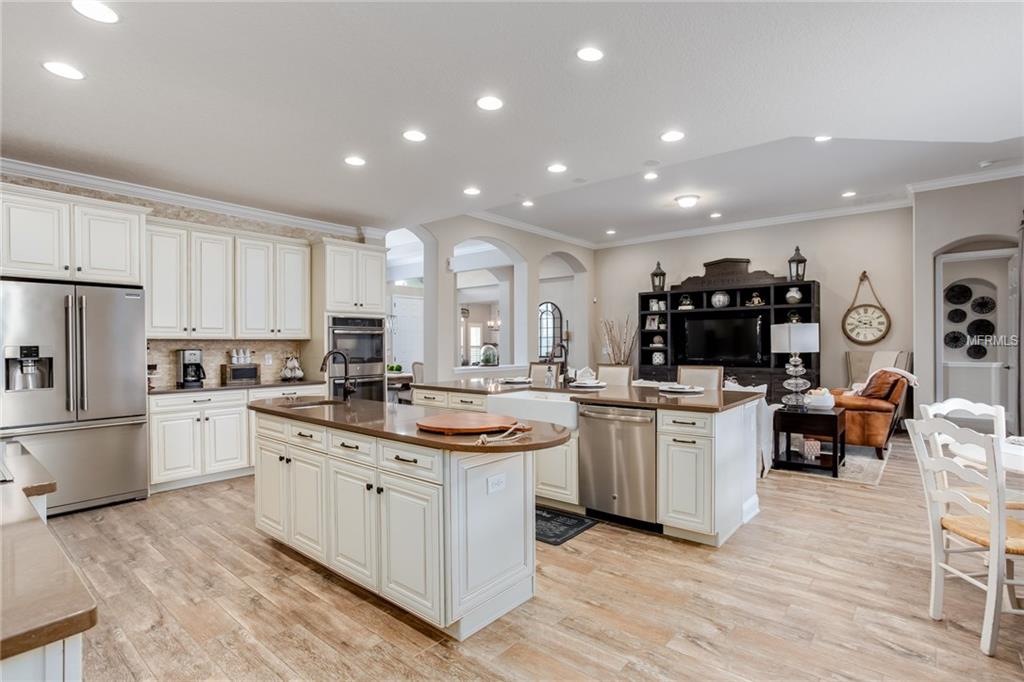 16045 HICKORY MARSH LANE, WINTER GARDEN, Florida 34787, 4 Bedrooms Bedrooms, 9 Rooms Rooms,3 BathroomsBathrooms,Residential,For sale,HICKORY MARSH,O5560612