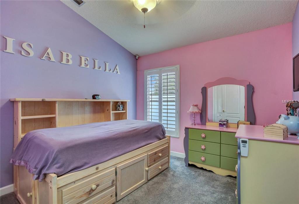 1240 BLUFFS CIRCLE, DUNEDIN, Florida 34698, 3 Bedrooms Bedrooms, 4 Rooms Rooms,2 BathroomsBathrooms,Residential,For sale,BLUFFS,U7847477