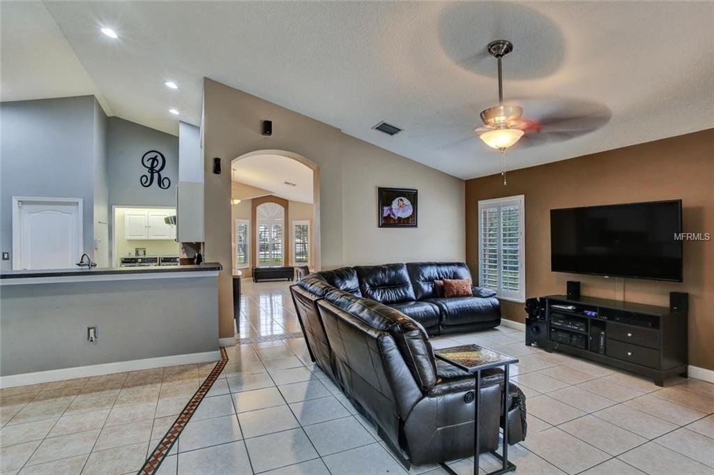 1240 BLUFFS CIRCLE, DUNEDIN, Florida 34698, 3 Bedrooms Bedrooms, 4 Rooms Rooms,2 BathroomsBathrooms,Residential,For sale,BLUFFS,U7847477