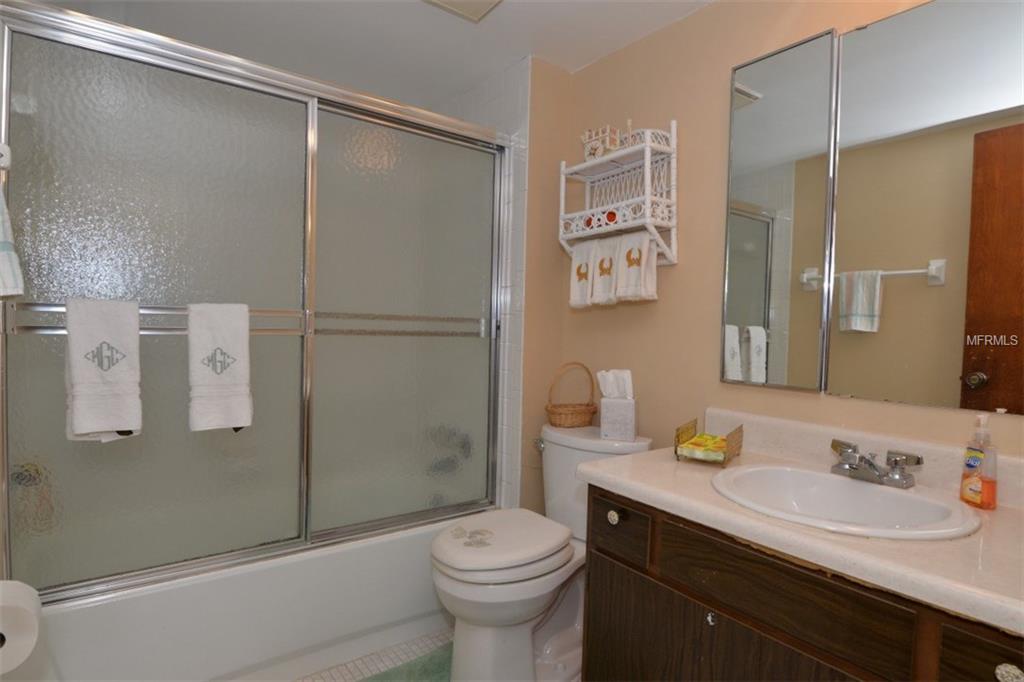 359 LAKE FAITH DRIVE, MAITLAND, Florida 32751, 3 Bedrooms Bedrooms, 7 Rooms Rooms,2 BathroomsBathrooms,Residential,For sale,LAKE FAITH,O5561973