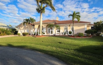 1311 PENGUIN COURT, PUNTA GORDA, Florida 33950, 3 Bedrooms Bedrooms, 10 Rooms Rooms,2 BathroomsBathrooms,Residential,For sale,PENGUIN,N5915205