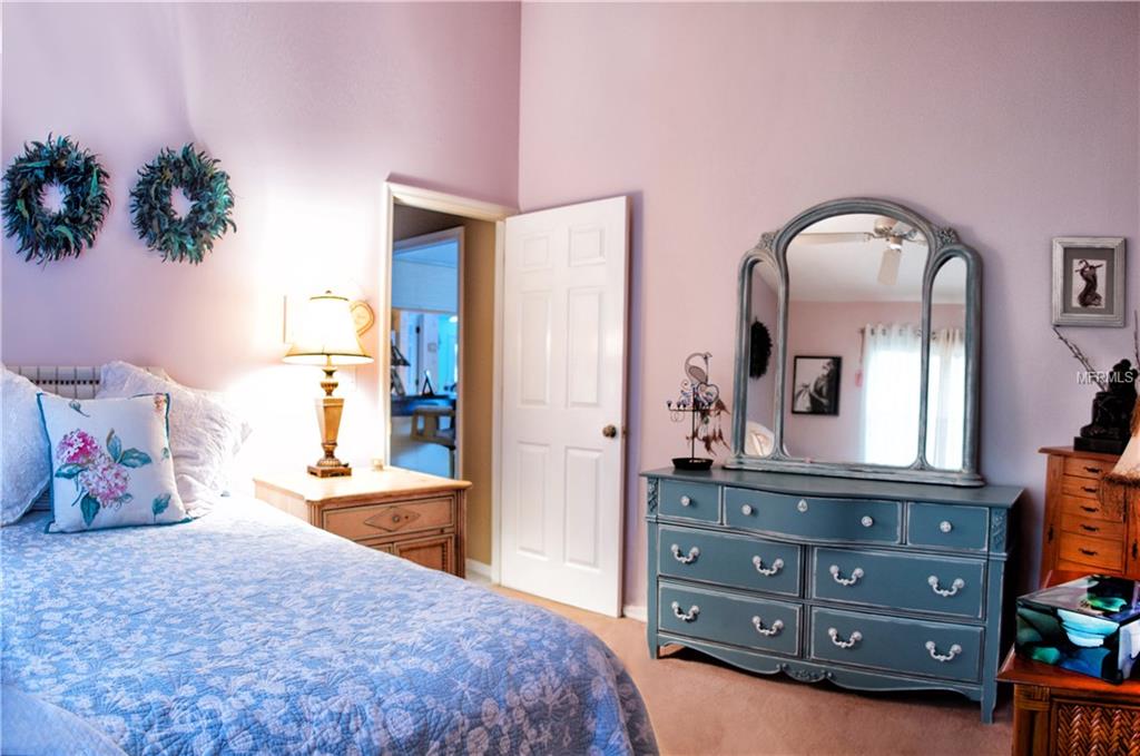 5497 OAKRIDGE DRIVE, PALM HARBOR, Florida 34685, 4 Bedrooms Bedrooms, 8 Rooms Rooms,3 BathroomsBathrooms,Residential,For sale,OAKRIDGE,U7840694