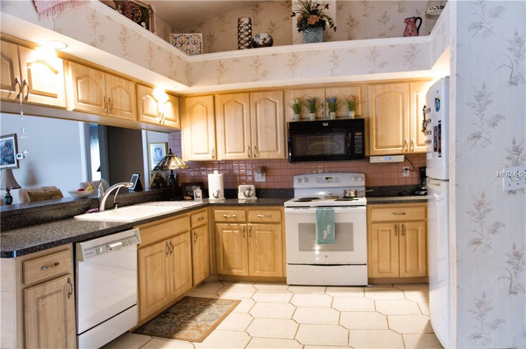 5497 OAKRIDGE DRIVE, PALM HARBOR, Florida 34685, 4 Bedrooms Bedrooms, 8 Rooms Rooms,3 BathroomsBathrooms,Residential,For sale,OAKRIDGE,U7840694