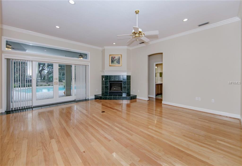 4649 LAKE KOTSA DRIVE, LAKE WALES, Florida 33898, 3 Bedrooms Bedrooms, 9 Rooms Rooms,3 BathroomsBathrooms,Residential,For sale,LAKE KOTSA,P4718565