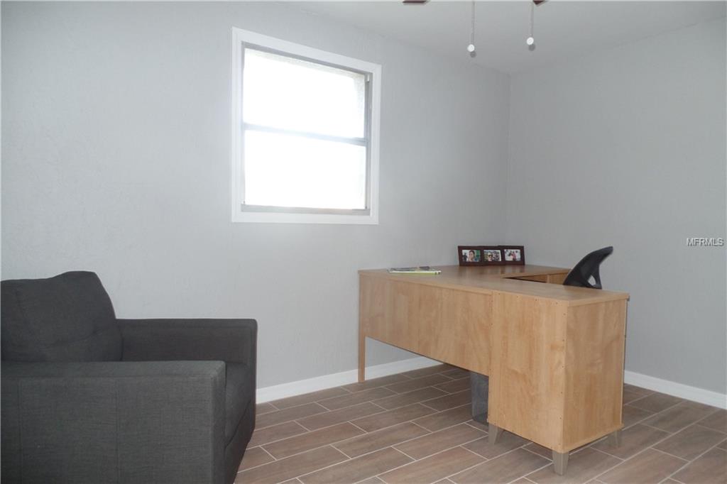 4412 56TH AVENUE DRIVE E, BRADENTON, Florida 34203, 4 Bedrooms Bedrooms, 6 Rooms Rooms,2 BathroomsBathrooms,Residential,For sale,56TH AVENUE,A4206791