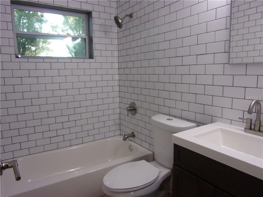 4412 56TH AVENUE DRIVE E, BRADENTON, Florida 34203, 4 Bedrooms Bedrooms, 6 Rooms Rooms,2 BathroomsBathrooms,Residential,For sale,56TH AVENUE,A4206791