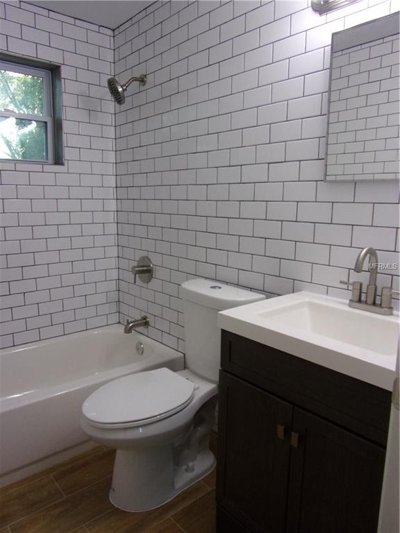 4412 56TH AVENUE DRIVE E, BRADENTON, Florida 34203, 4 Bedrooms Bedrooms, 6 Rooms Rooms,2 BathroomsBathrooms,Residential,For sale,56TH AVENUE,A4206791