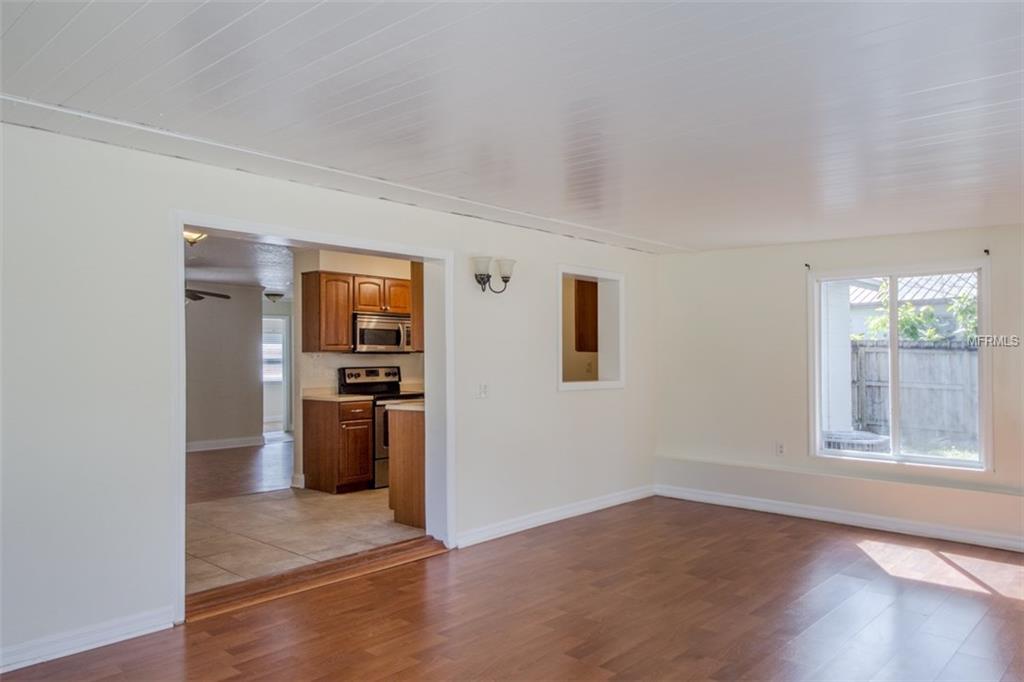 1310 4TH STREET, CLERMONT, Florida 34711, 3 Bedrooms Bedrooms, 6 Rooms Rooms,1 BathroomBathrooms,Residential,For sale,4TH,G4852027