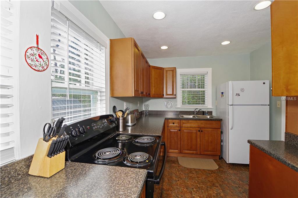 1506 ILLINOIS STREET, ORLANDO, Florida 32803, 2 Bedrooms Bedrooms, 5 Rooms Rooms,1 BathroomBathrooms,Residential,For sale,ILLINOIS,O5559059