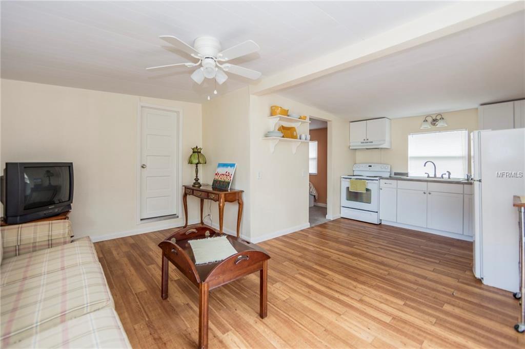 7613 FLAME FLOWER LANE, LAKE WALES, Florida 33898, 4 Bedrooms Bedrooms, 9 Rooms Rooms,3 BathroomsBathrooms,Residential,For sale,FLAME FLOWER,P4718889