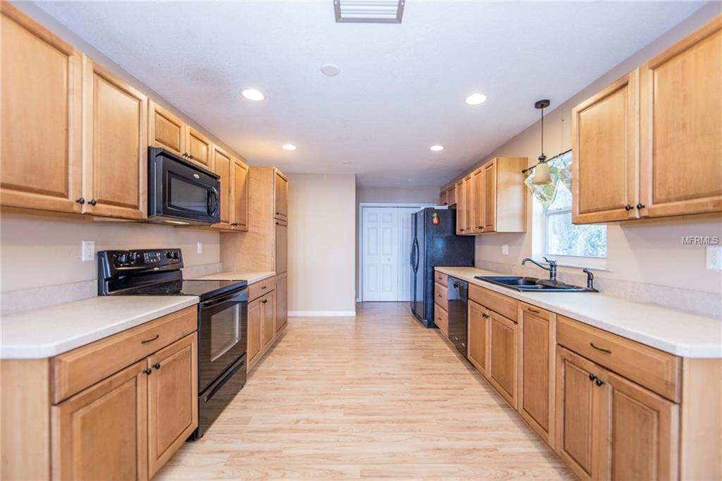 7613 FLAME FLOWER LANE, LAKE WALES, Florida 33898, 4 Bedrooms Bedrooms, 9 Rooms Rooms,3 BathroomsBathrooms,Residential,For sale,FLAME FLOWER,P4718889