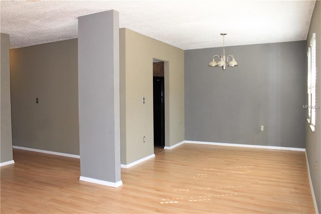 10800 US HIGHWAY 19 N, PINELLAS PARK, Florida 33782, 2 Bedrooms Bedrooms, 5 Rooms Rooms,2 BathroomsBathrooms,Residential,For sale,US HIGHWAY 19,U7846530