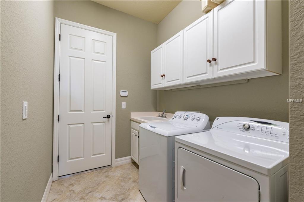 20308 REALE CIRCLE, VENICE, Florida 34293, 4 Bedrooms Bedrooms, 8 Rooms Rooms,2 BathroomsBathrooms,Residential,For sale,REALE,N5916348