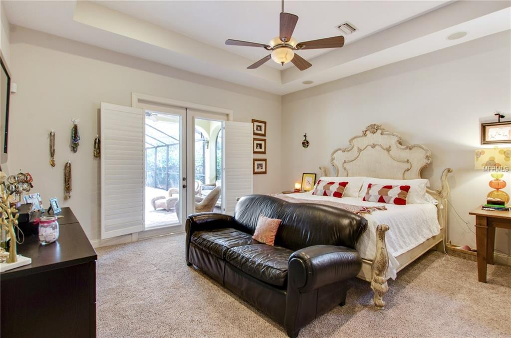 1931 FLORESTA VIEW DRIVE, TAMPA, Florida 33618, 5 Bedrooms Bedrooms, 9 Rooms Rooms,4 BathroomsBathrooms,Residential,For sale,FLORESTA VIEW,T2928364