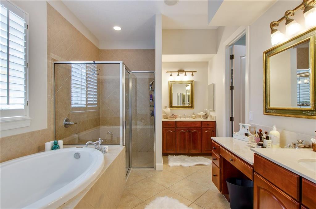 1931 FLORESTA VIEW DRIVE, TAMPA, Florida 33618, 5 Bedrooms Bedrooms, 9 Rooms Rooms,4 BathroomsBathrooms,Residential,For sale,FLORESTA VIEW,T2928364