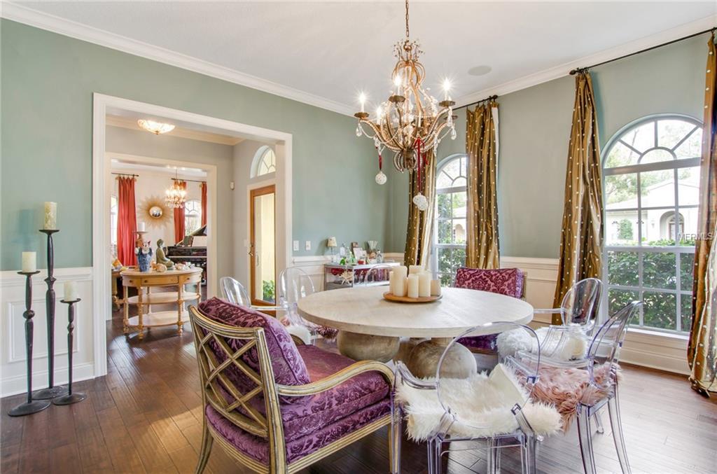 1931 FLORESTA VIEW DRIVE, TAMPA, Florida 33618, 5 Bedrooms Bedrooms, 9 Rooms Rooms,4 BathroomsBathrooms,Residential,For sale,FLORESTA VIEW,T2928364