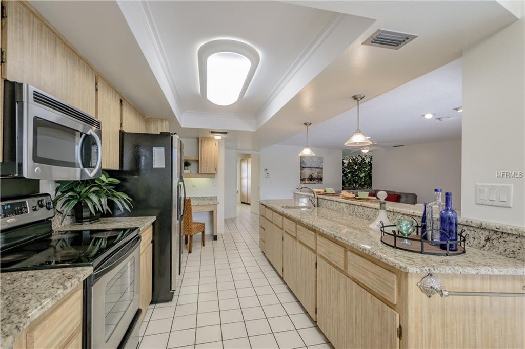 114 ANNWOOD ROAD, PALM HARBOR, Florida 34685, 3 Bedrooms Bedrooms, 6 Rooms Rooms,3 BathroomsBathrooms,Residential,For sale,ANNWOOD,U7841792