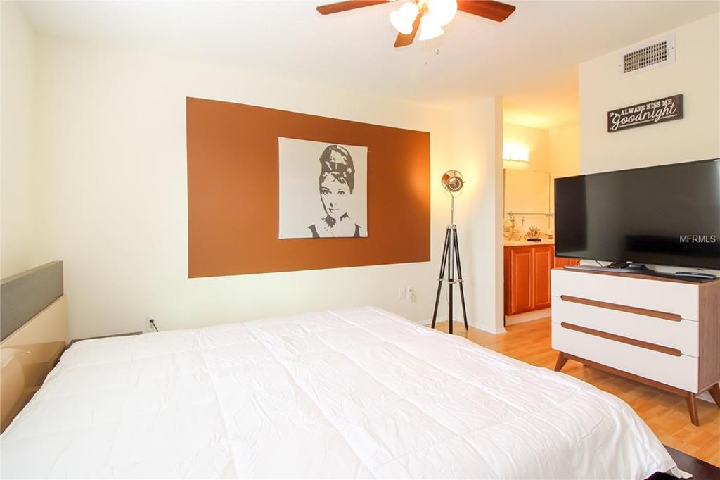 7294 CLOISTER DRIVE, SARASOTA, Florida 34231, 2 Bedrooms Bedrooms, 3 Rooms Rooms,2 BathroomsBathrooms,Residential,For sale,CLOISTER,A4208990