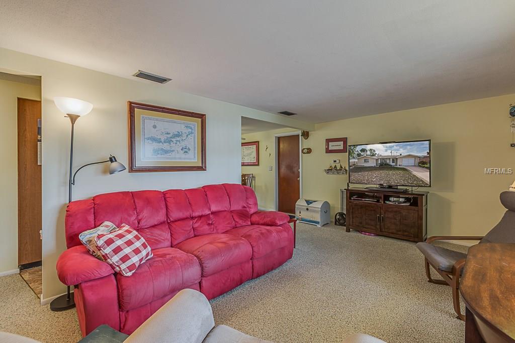 5052 CARDIFF DRIVE, HOLIDAY, Florida 34690, 2 Bedrooms Bedrooms, 6 Rooms Rooms,1 BathroomBathrooms,Residential,For sale,CARDIFF,W7637684