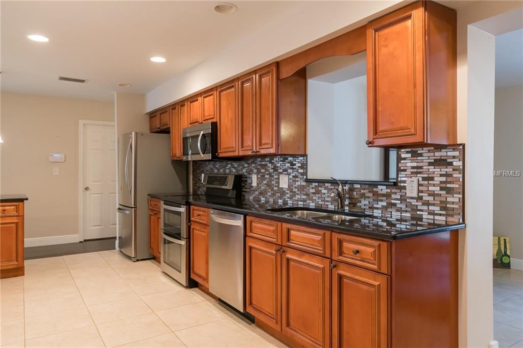 4803 W SAN JOSE STREET, TAMPA, Florida 33629, 3 Bedrooms Bedrooms, 8 Rooms Rooms,2 BathroomsBathrooms,Residential,For sale,SAN JOSE,T2928070