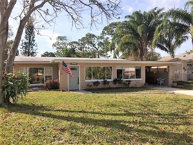 1919 LAKEWOOD DRIVE, CLEARWATER, Florida 33763, 3 Bedrooms Bedrooms, 5 Rooms Rooms,1 BathroomBathrooms,Residential,For sale,LAKEWOOD,U7847411