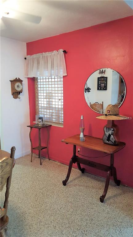 1919 LAKEWOOD DRIVE, CLEARWATER, Florida 33763, 3 Bedrooms Bedrooms, 5 Rooms Rooms,1 BathroomBathrooms,Residential,For sale,LAKEWOOD,U7847411