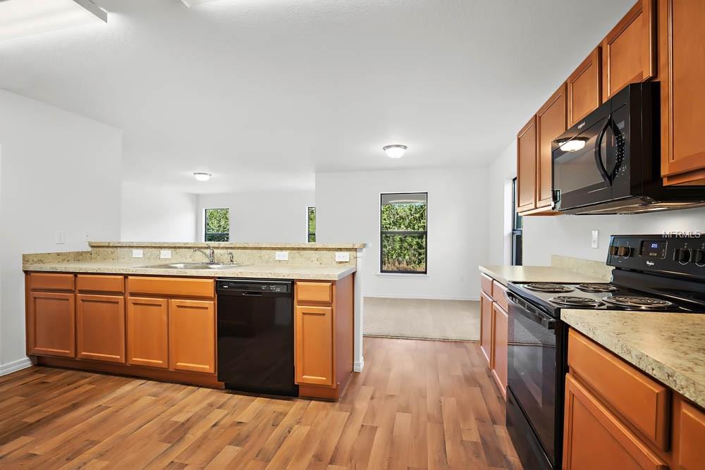 750 CHATHAM WALK DRIVE, RUSKIN, Florida 33570, 5 Bedrooms Bedrooms, 9 Rooms Rooms,2 BathroomsBathrooms,Residential,For sale,CHATHAM WALK,T2928483