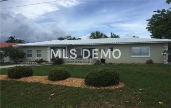 3741 BELLE VISTA DRIVE E, ST PETE BEACH, Florida 33706, 3 Bedrooms Bedrooms, 3 Rooms Rooms,2 BathroomsBathrooms,Residential,For sale,BELLE VISTA,T2928591